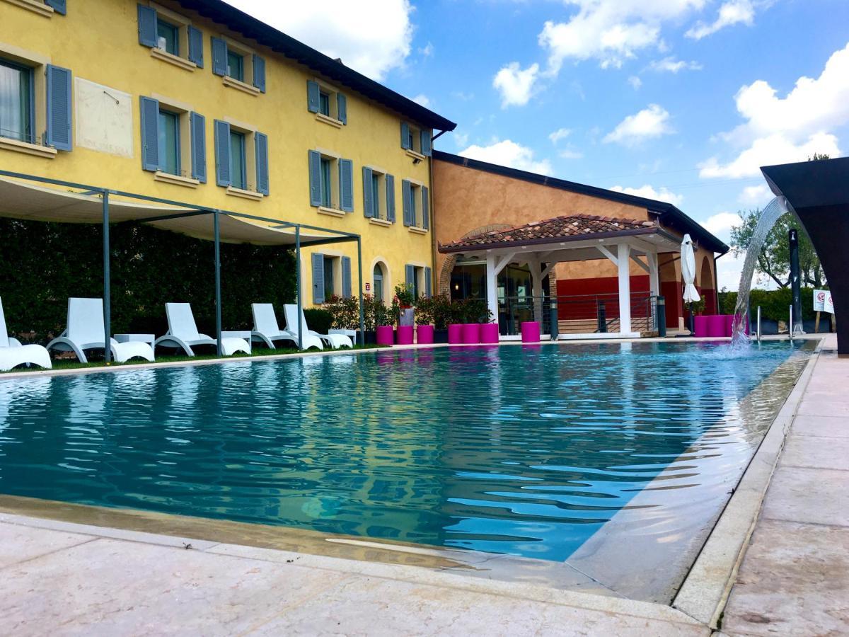 Hotel Corte Del Paggio Valeggio sul Mincio Exterior foto